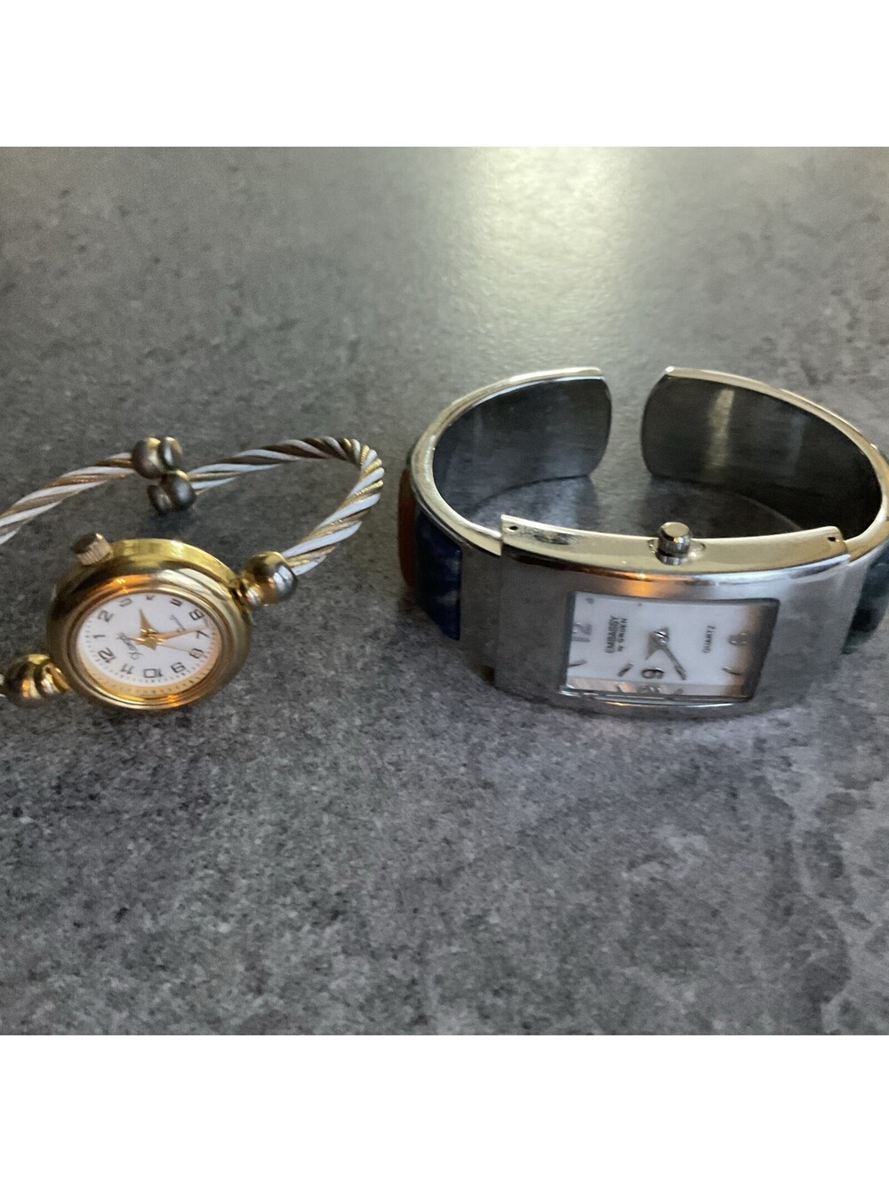 Beautiful Pair Of Vintage Womens Bracelet Watches Both Run Great Bin T